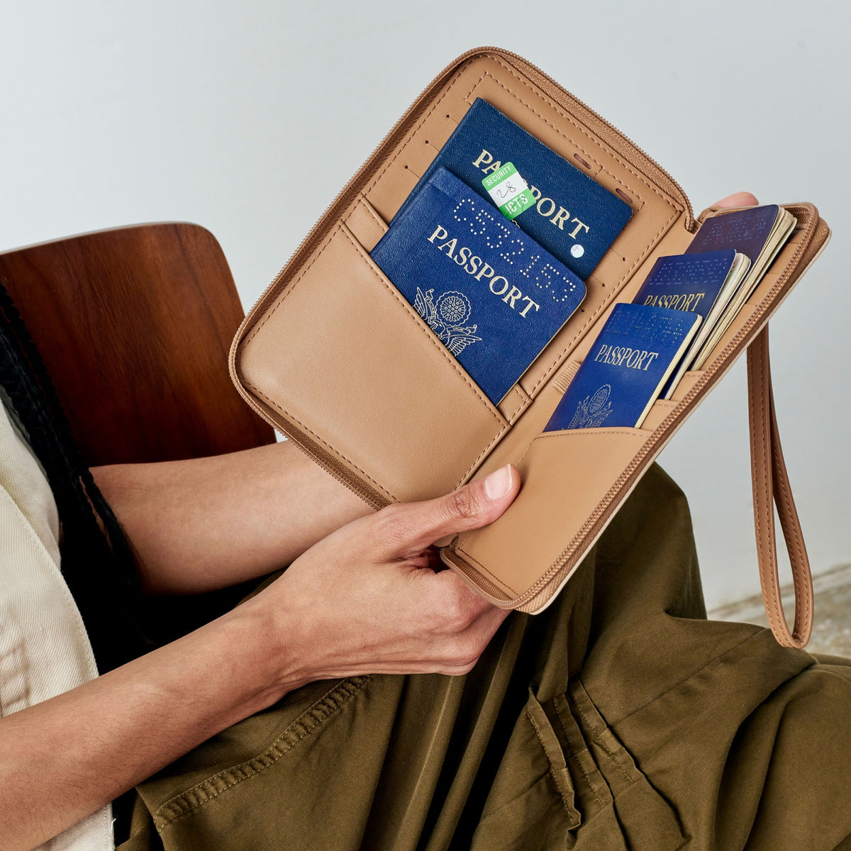State Bags Great Value - Passport Holder Vegan Leather Sand